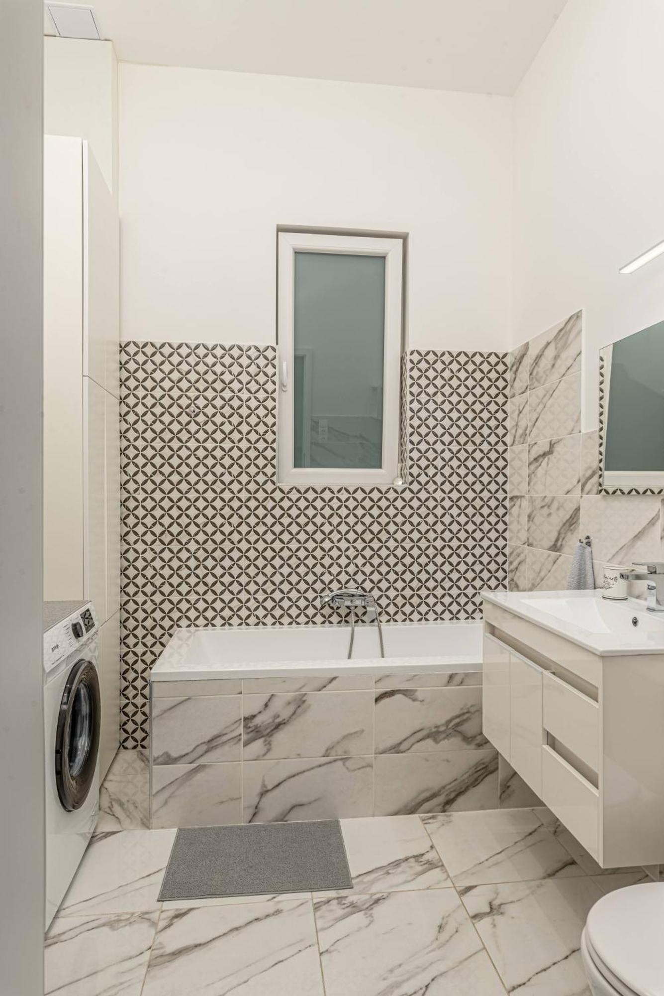 Apartment With 2 Bedrooms Near Gellert Thermal Bath Budapesta Exterior foto
